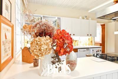 Maison - 372 m² - 7 pièces