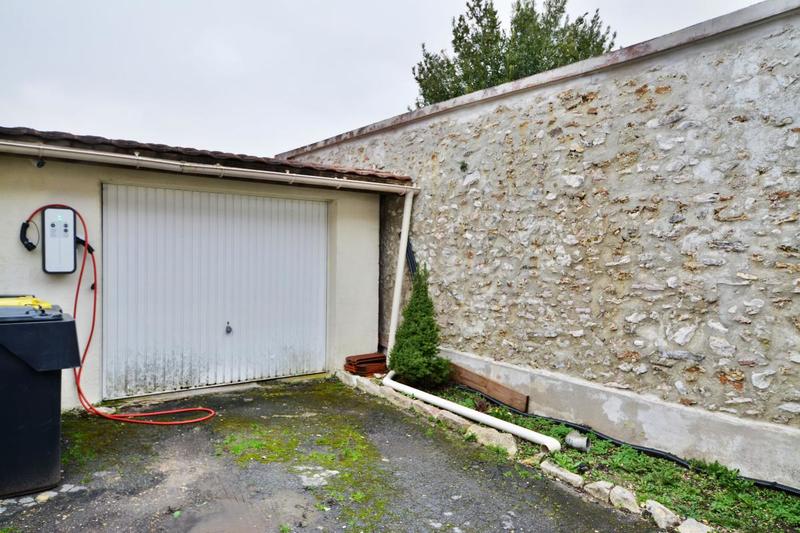 Maison - 96 m² - 4 pièces