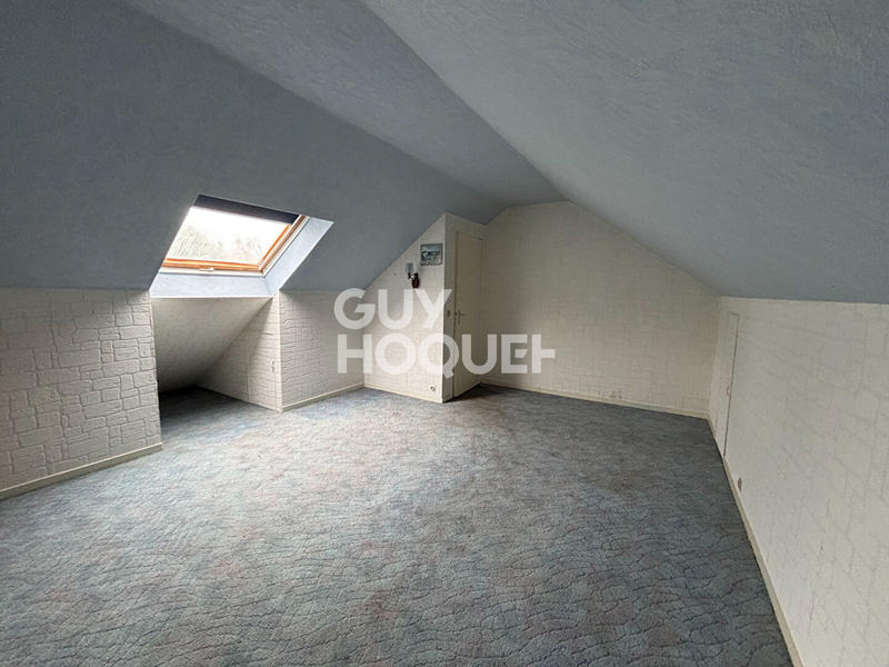 Maison - 166 m² - 9 pièces