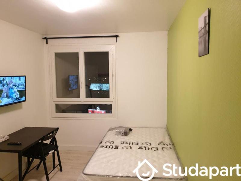 Chambre - 12 m² - 1 pièce