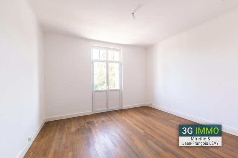 Appartement - 75 m² - 3 pièces