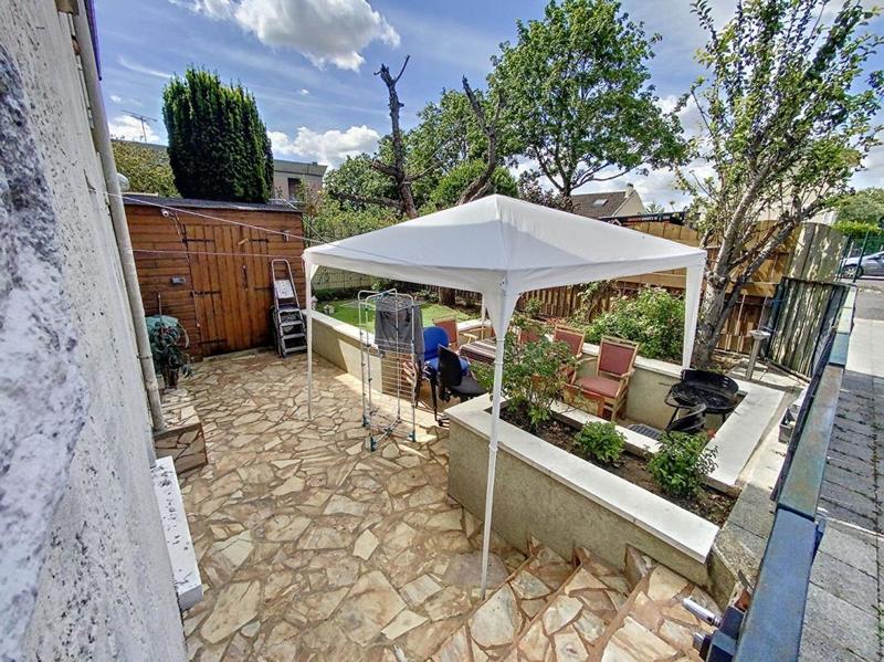 Immeuble - 157 m² - 6 pièces