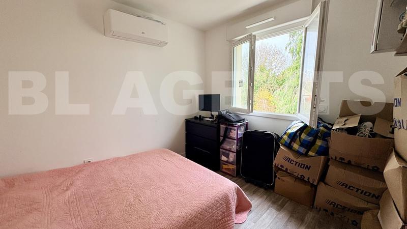 Maison traditionnelle - 88 m² - 5 pièces