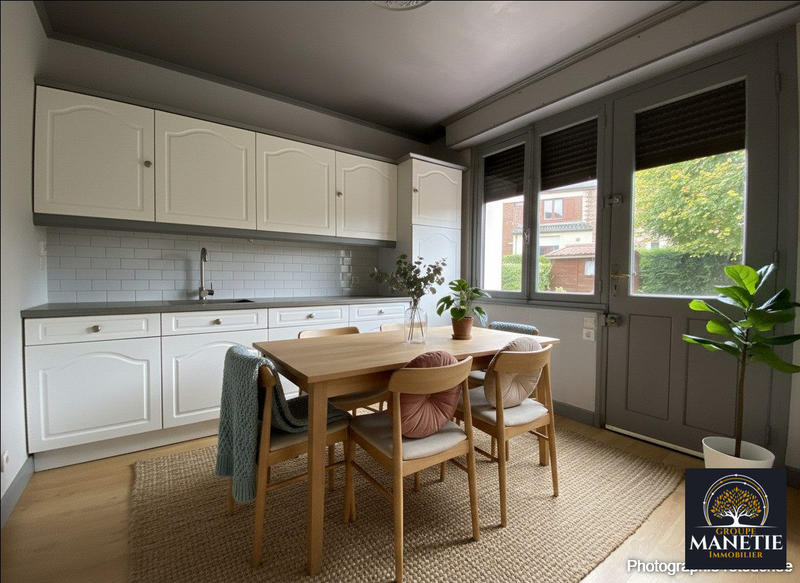 Maison - 77 m² - 5 pièces