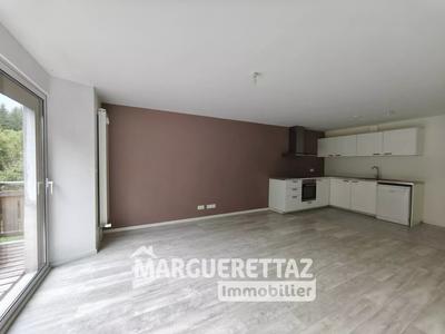Appartement - 95 m² - 4 pièces