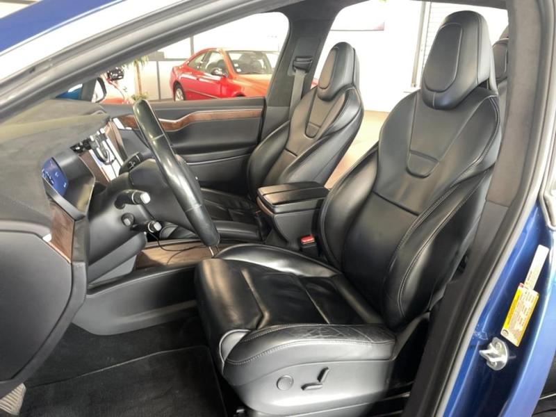 Tesla Model X 6 places 75 kWh Dual Motor