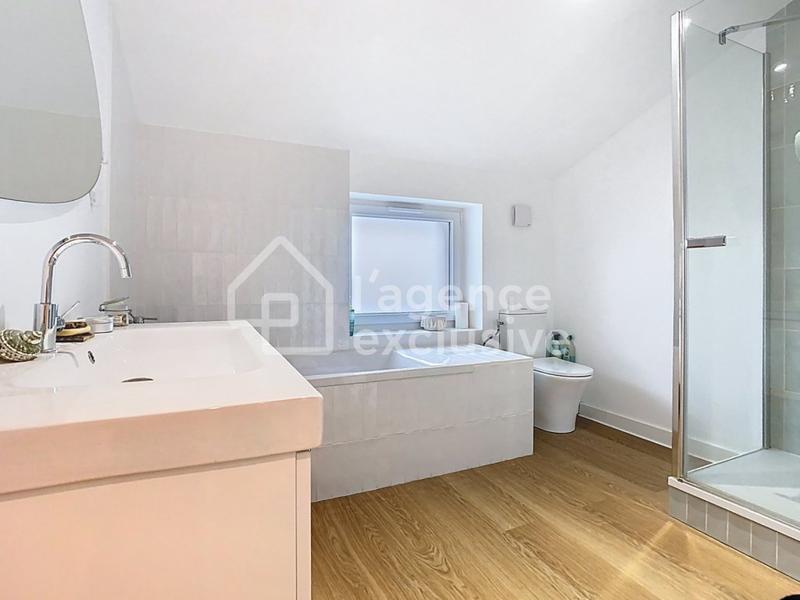 Maison - 170 m² - 5 pièces