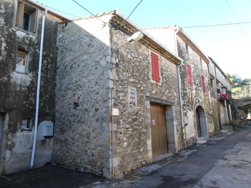 Maison en pierre - 400 m² - 4 pièces