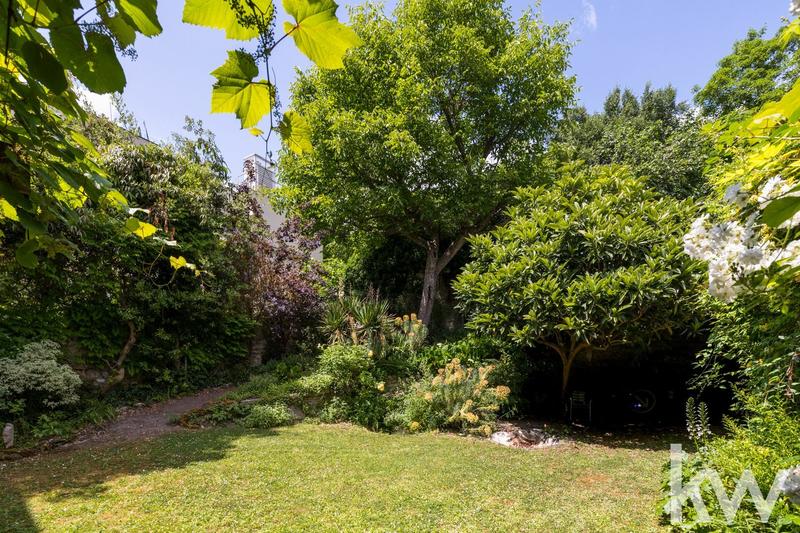 Maison - 150 m² - 8 pièces