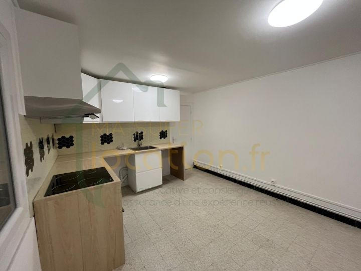 Maison - 84 m² - 5 pièces