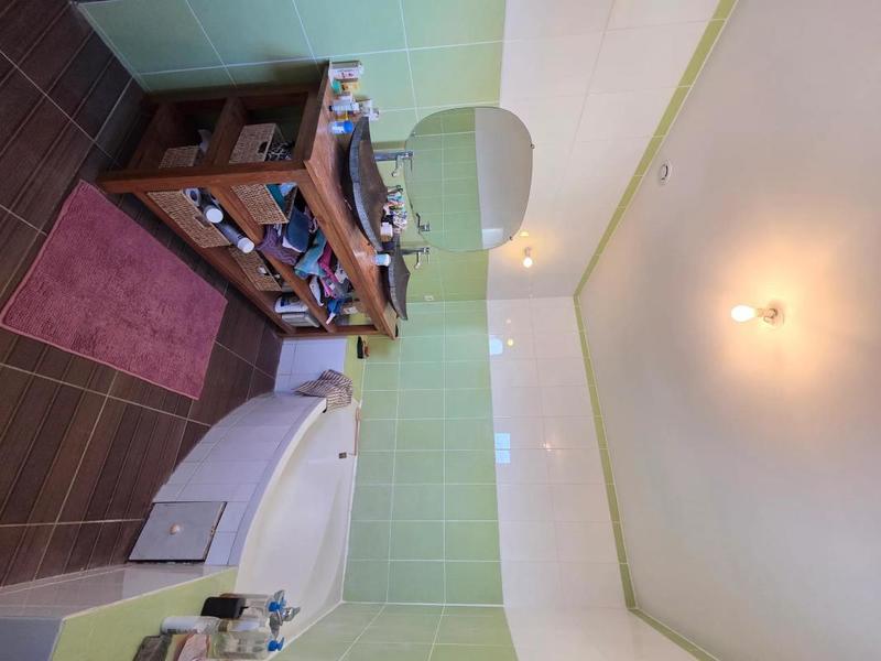 Maison - 153 m² - 5 pièces