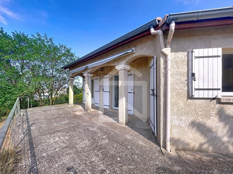 Maison - 95 m² - 4 pièces