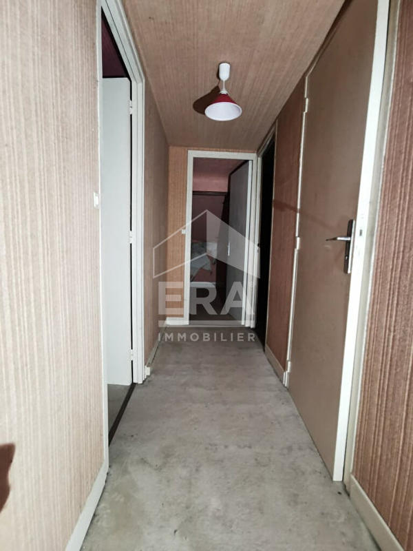 Maison - 110 m² - 8 pièces