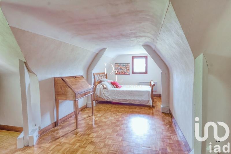 Maison - 155 m² - 8 pièces