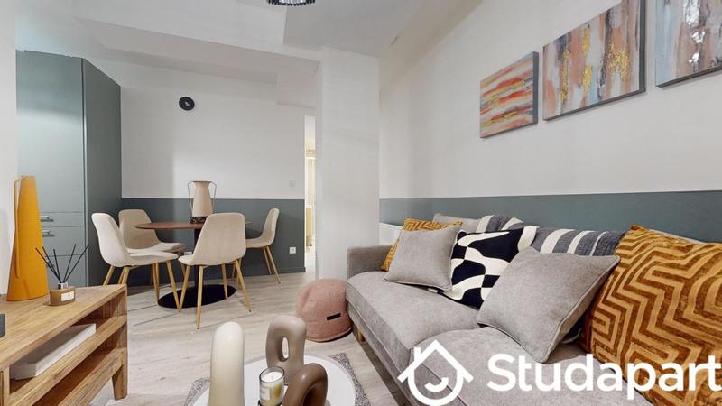 Chambre - 11 m² - 1 pièce