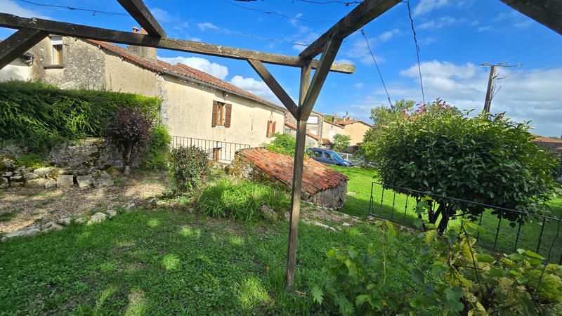 Maison - 245 m² - 7 pièces