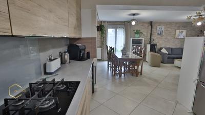 Maison - 127 m² - 7 pièces