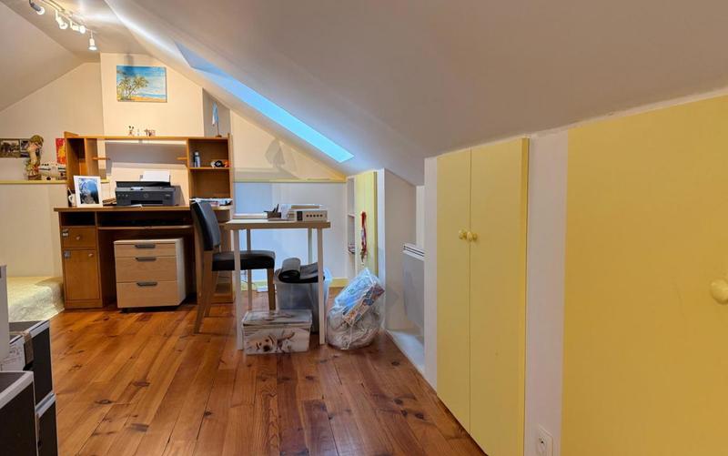 Pavillon - 125 m² - 7 pièces