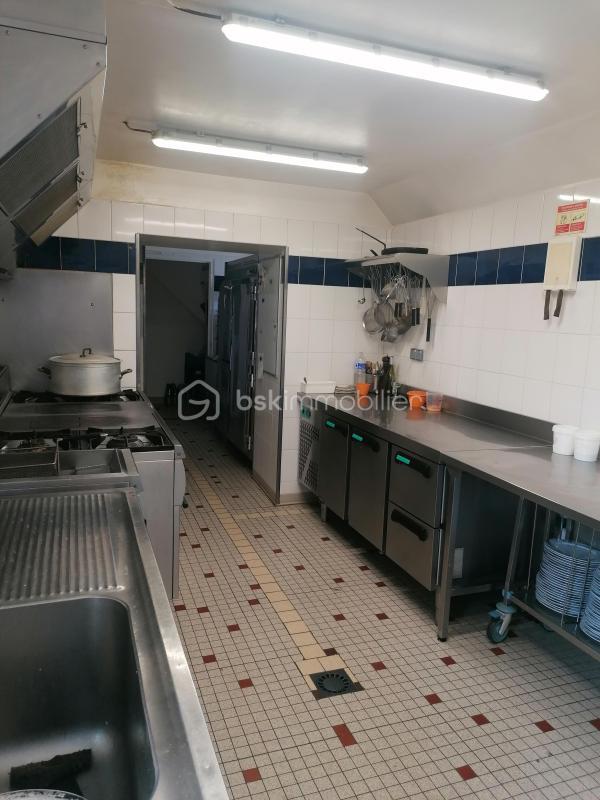 Immeuble - 200 m² - 8 pièces