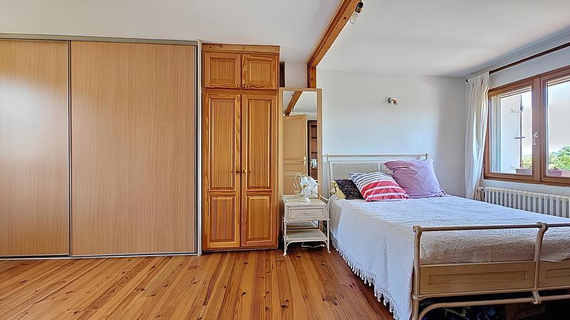 Villa - 137 m² - 5 pièces