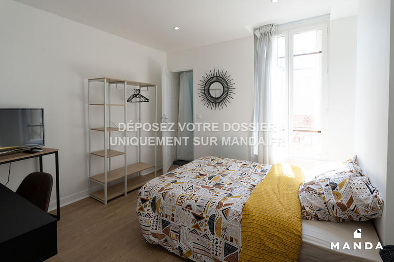 Chambre - 11 m² - 4 pièces