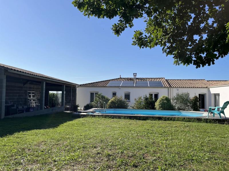 Maison - 145 m² - 6 pièces