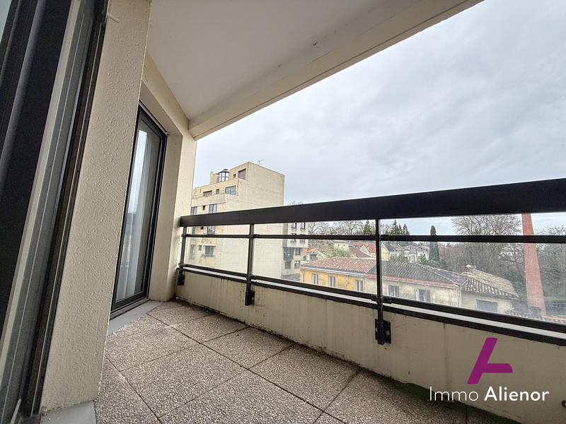 Appartement - 104 m² - 4 pièces
