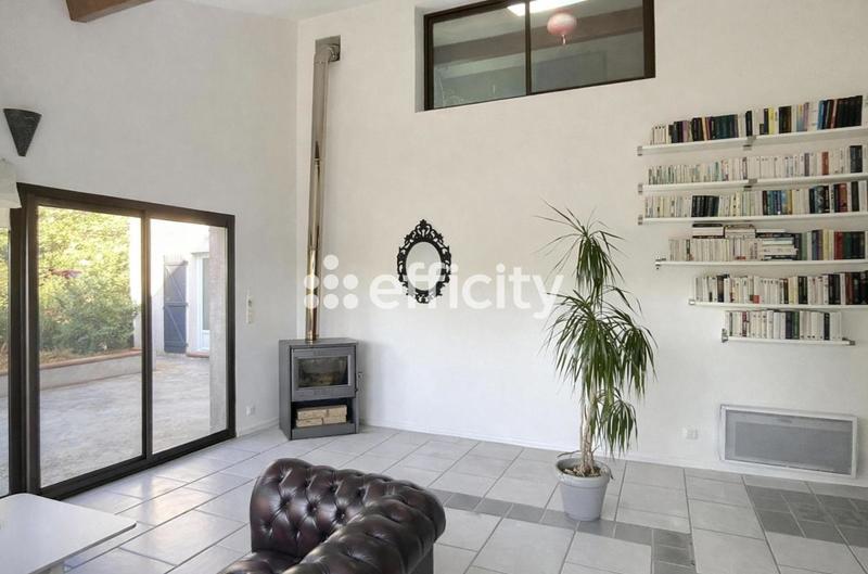 Maison - 209 m² - 5 pièces