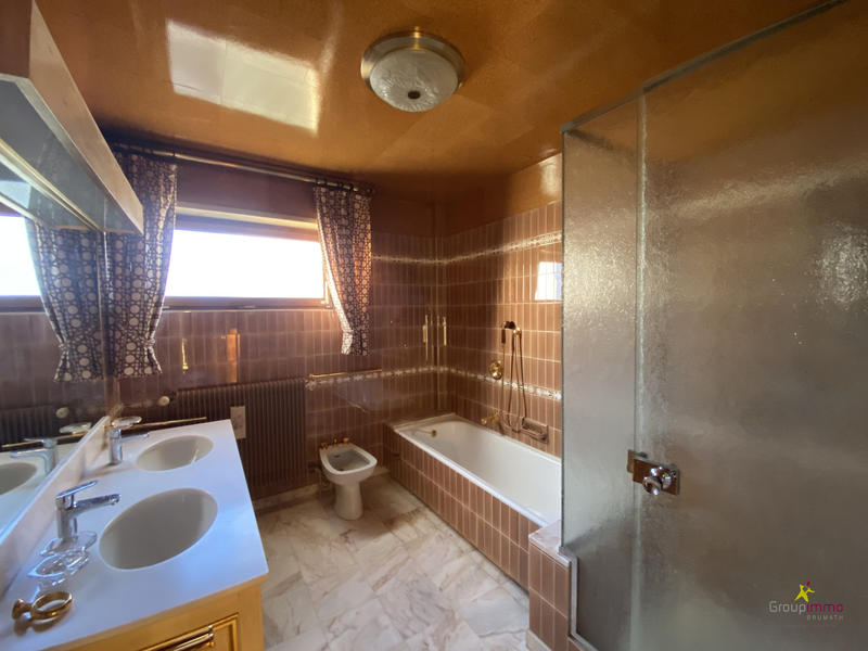 Maison - 164 m² - 6 pièces