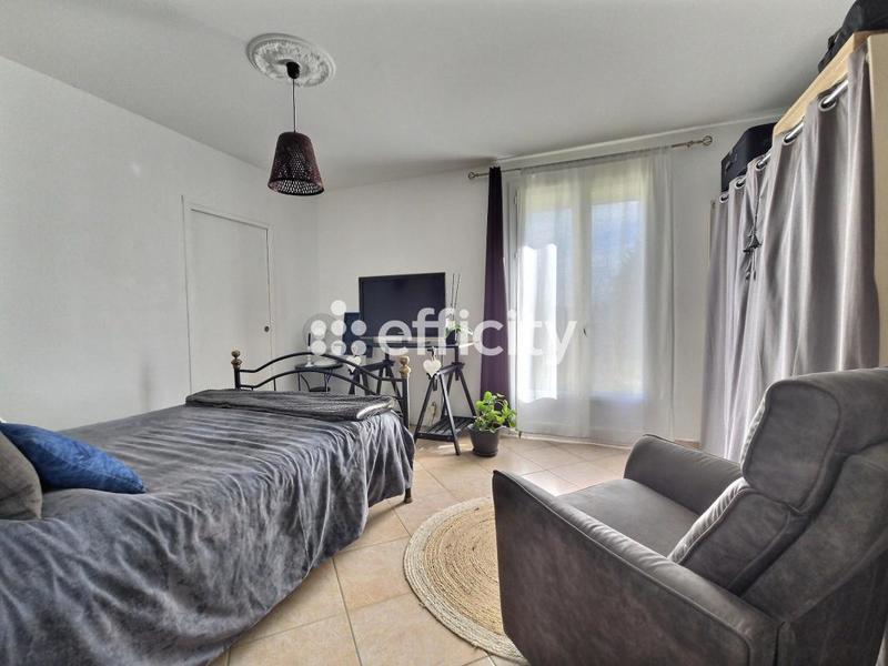 Maison - 145 m² - 6 pièces