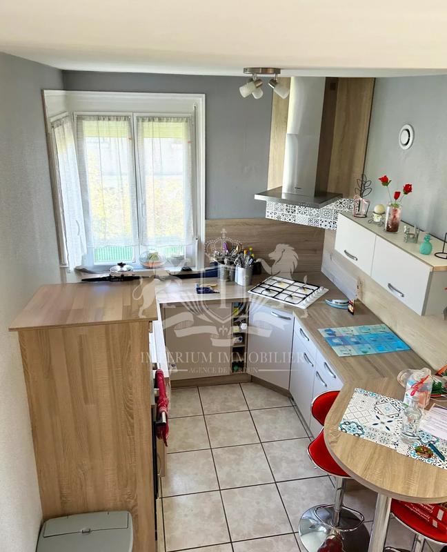 Maison - 100 m² - 6 pièces