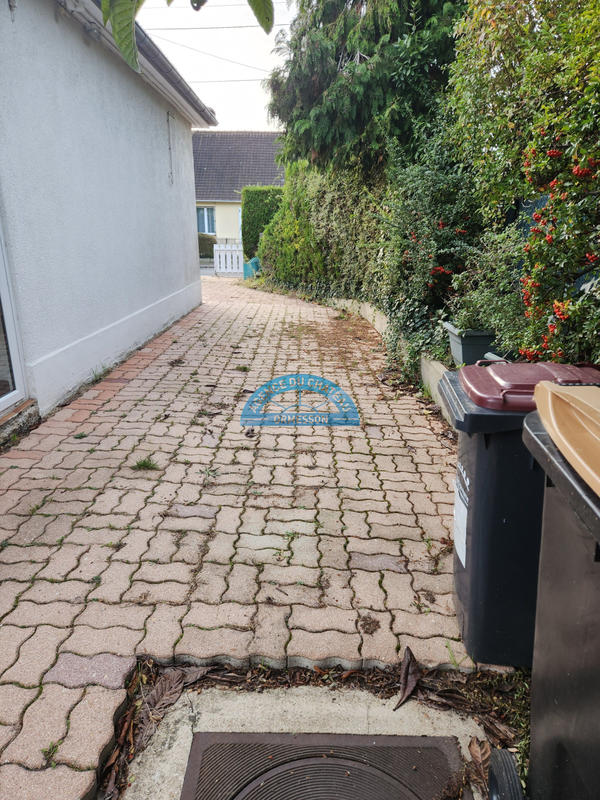 Maison - 90 m² - 5 pièces