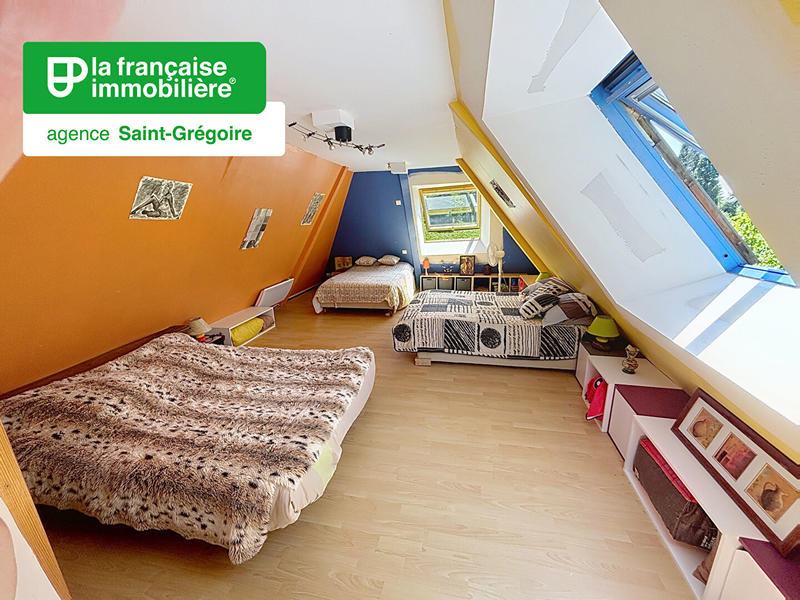 Maison - 240 m² - 10 pièces