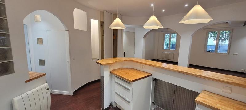 Appartement - 81 m² - 3 pièces