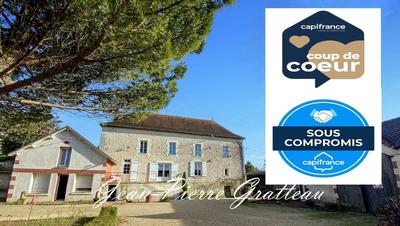 Maison - 220 m² - 7 pièces