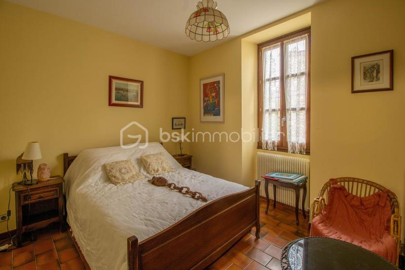 Maison - 138 m² - 7 pièces