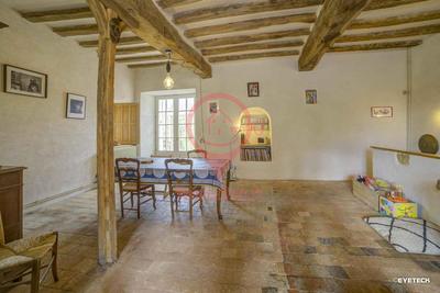 Maison ancienne - 230 m² - 6 pièces