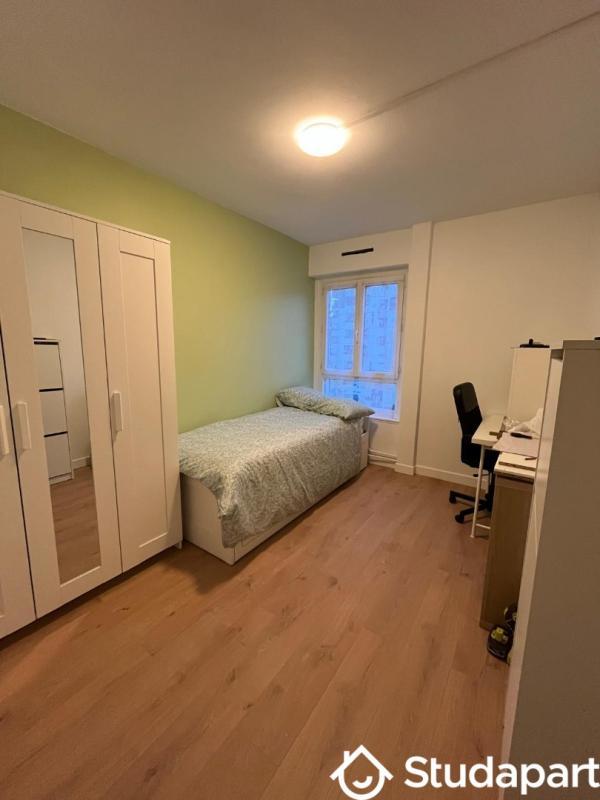 Chambre - 9 m² - 1 pièce