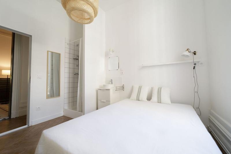 Chambre - 10 m² - 1 pièce