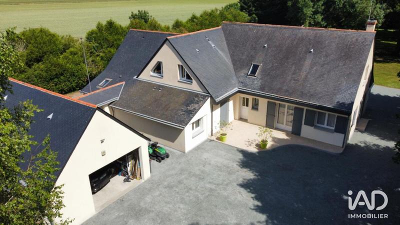 Maison - 270 m² - 7 pièces