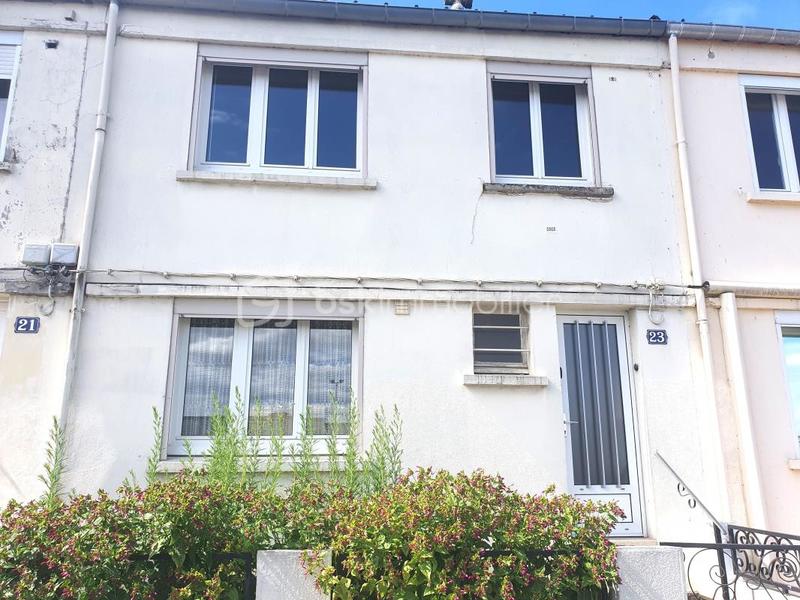 Maison - 95 m² - 5 pièces