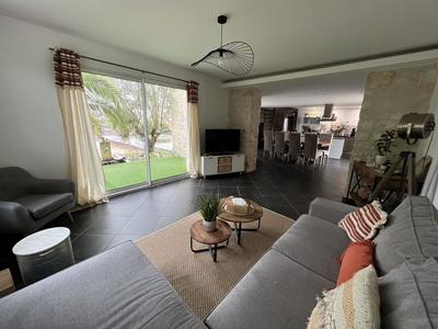 Maison traditionnelle - 119 m² - 4 pièces