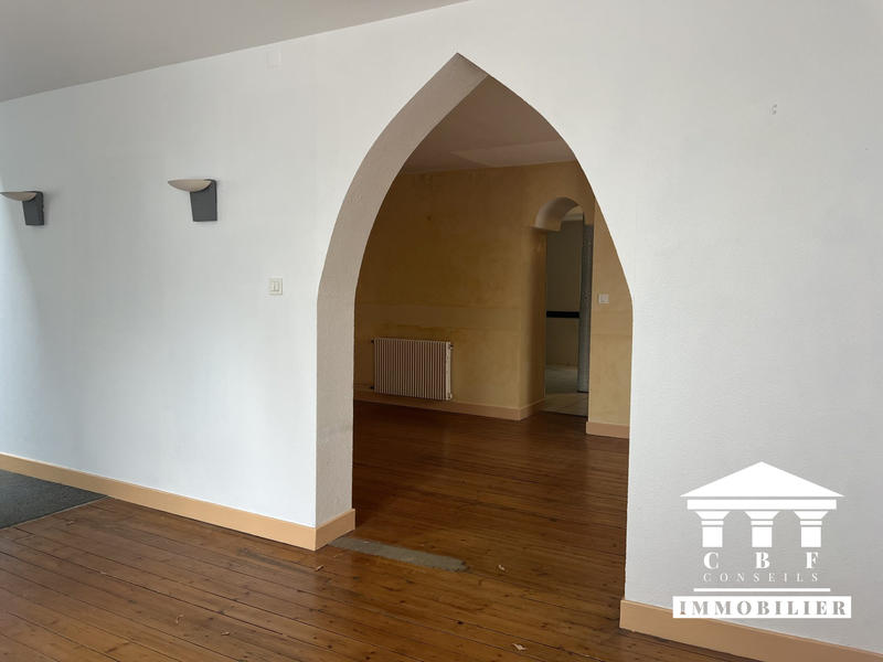 Maison ancienne - 163 m² - 12 pièces