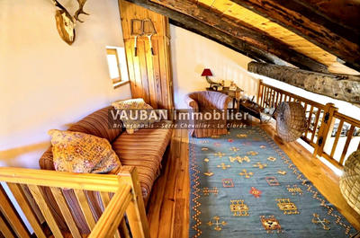 Appartement - 100 m² - 4 pièces