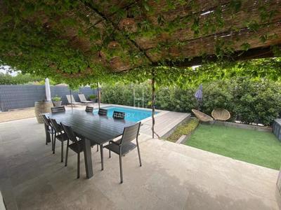 Maison - 115 m² - 6 pièces