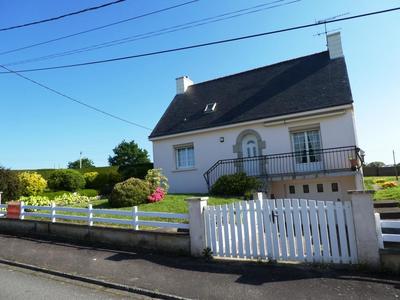 Maison - 92 m² - 5 pièces