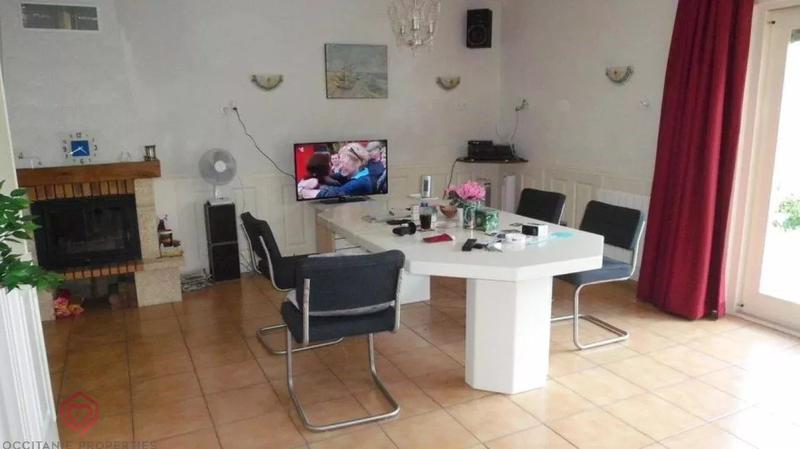 Villa - 250 m² - 4 pièces