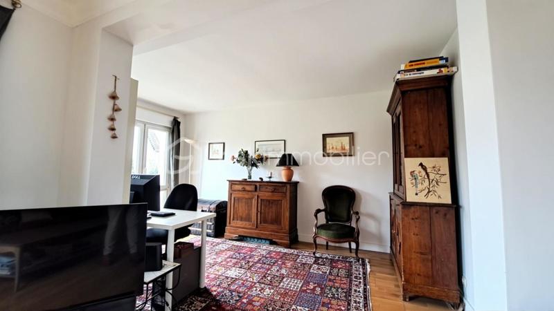 Propriété - 142 m² - 8 pièces