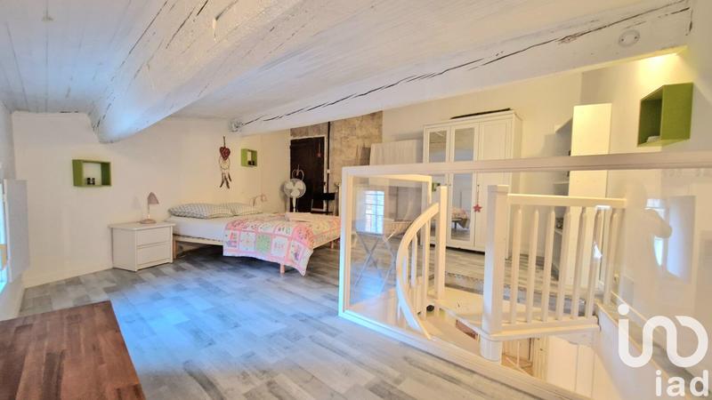 Appartement - 90 m² - 3 pièces