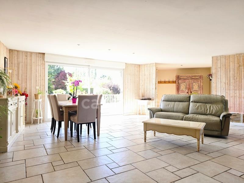 Maison - 165 m² - 5 pièces